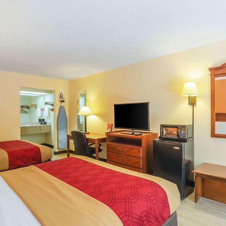 Econo Lodge Inn & Suites Gulfport Exteriér fotografie